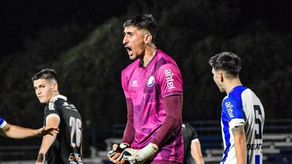 Histórico gol de arco a arco en Uruguay: Gino Santilli sorprendió a todos en el triunfo de Cerro Largo