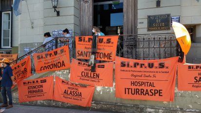 Los profesionales de la salud de Santa Fe reclaman la reapertura de paritarias