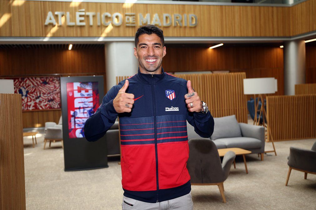 Luis Suárez se transformó en nuevo jugador del Atlético Madrid.
