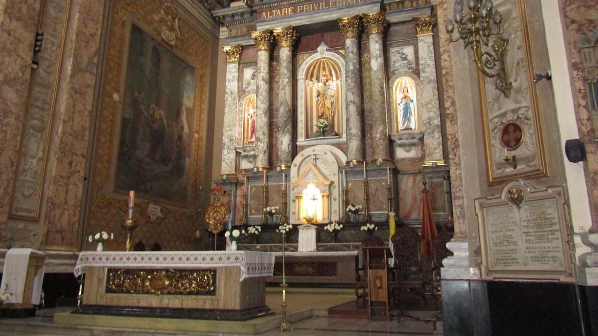 La primera misa de Jorge Bergoglio fue en el a&ntilde;o 1969, en la Bas&iacute;lica de San Jos&eacute; de Flores.&nbsp;