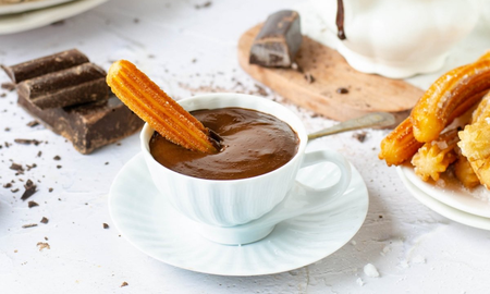 Churros con chocolate: la receta perfecta para los días nublados Churros con chocolate: la receta perfecta para los días nublados