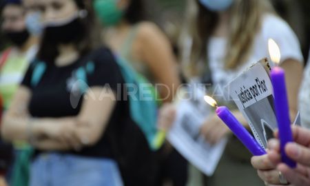 Amigas y compañeras de militancia de Florencia Gómez reiteraron la necesidad de que se declare la emergencia en violencia contra las mujeres en el territorio provincial. Amigas y compañeras de militancia de Florencia Gómez reiteraron la necesidad de que se declare la emergencia en violencia contra las mujeres en el territorio provincial.