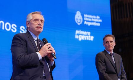 El presidente Alberto Fernández encabezó este miércoles en el Centro Cultural Kirchner el cierre del primer Seminario de Infraestructura Regional ¿Qué Argentina queremos ser?