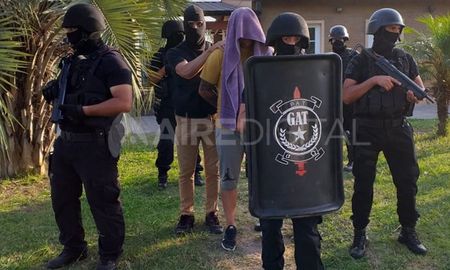 La detención se dio en su casa de Gaboto al 3100 del barrio El Tanque. La detención se dio en su casa de Gaboto al 3100 del barrio El Tanque.