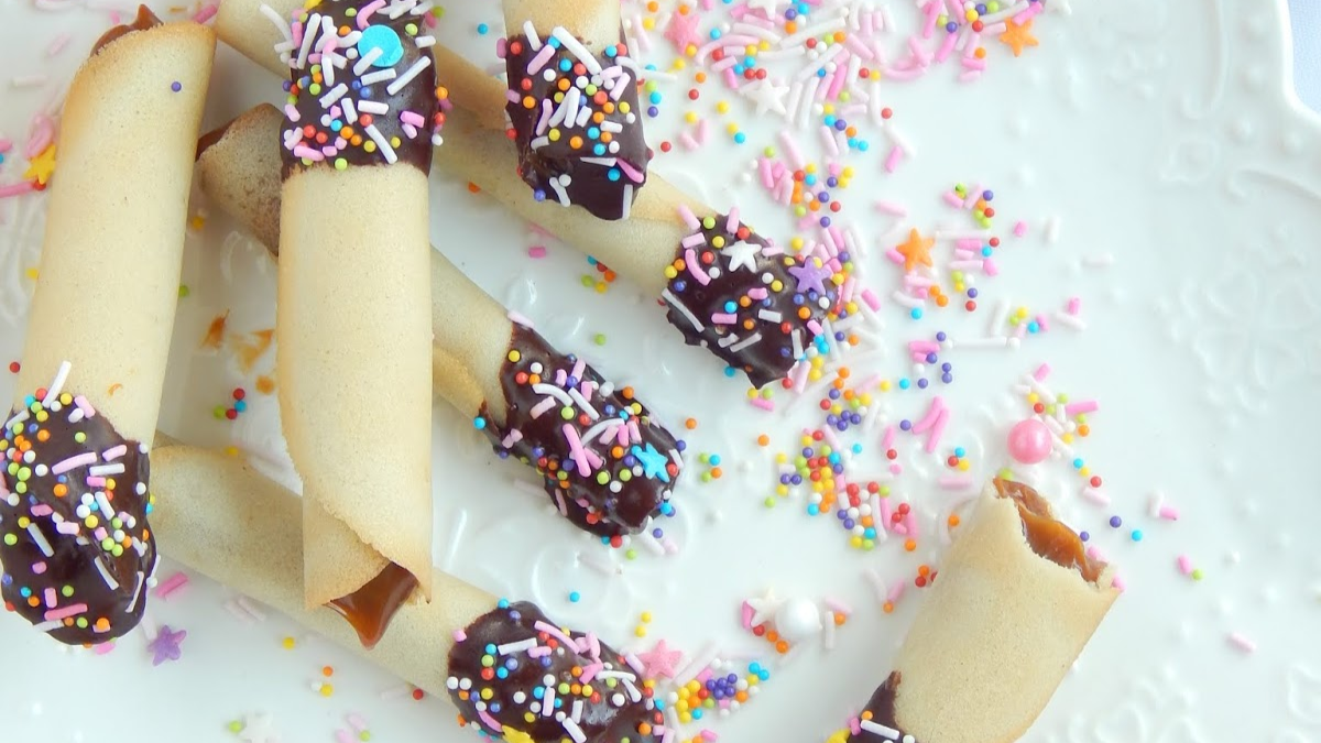 Los cubanitos rellenos de dulce de leche son fáciles de preparar en casa y lleva ingredientes sencillos. Los cubanitos rellenos de dulce de leche son fáciles de preparar en casa y lleva ingredientes sencillos.