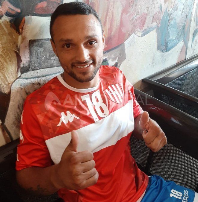 Sebastián Assis: soy un cinco con mucha garra, como todo uruguayo