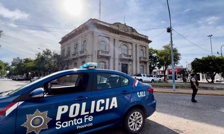 El intendente de Rafaela, Leonardo Viotti, se reunió este martes con Patricia Bullrich, ministra de Seguridad de la Nación. El intendente de Rafaela, Leonardo Viotti, se reunió este martes con Patricia Bullrich, ministra de Seguridad de la Nación.