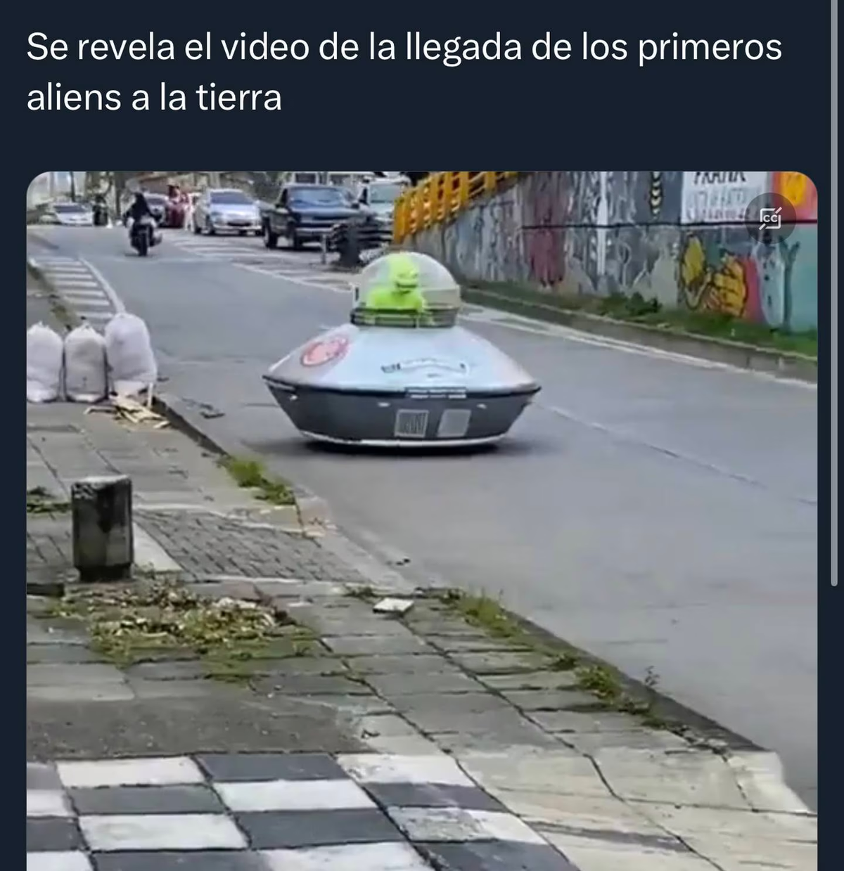 Los mejores memes sobre ovnis