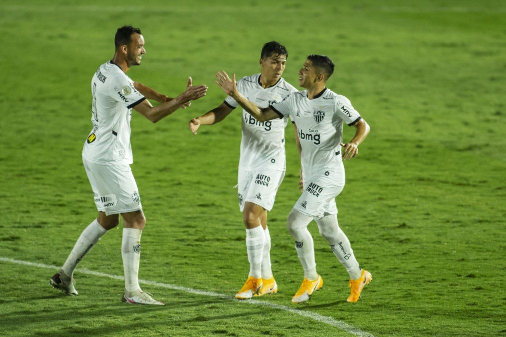 El Atlético Mineiro de Jorge Sampaoli empató con el Bragantino y no pudo acercarse a la cima del Brasileirao.