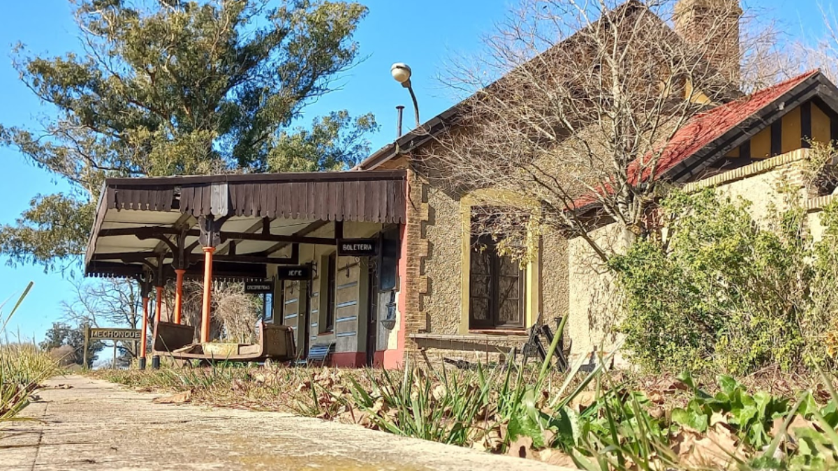 Escapada a un pequeño pueblo de Buenos Aires cerca del mar con hermosos atractivos y mucha historia