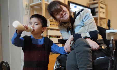 Lisandro y Anabella disfrutan de la complicidad de su vínculo. Lisandro y Anabella disfrutan de la complicidad de su vínculo.