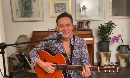 El último concierto de Yoshio fue un Facebook Live para solidarizarse por el confinamiento (Facebook@YoshioOficial) El último concierto de Yoshio fue un Facebook Live para solidarizarse por el confinamiento (Facebook@YoshioOficial)