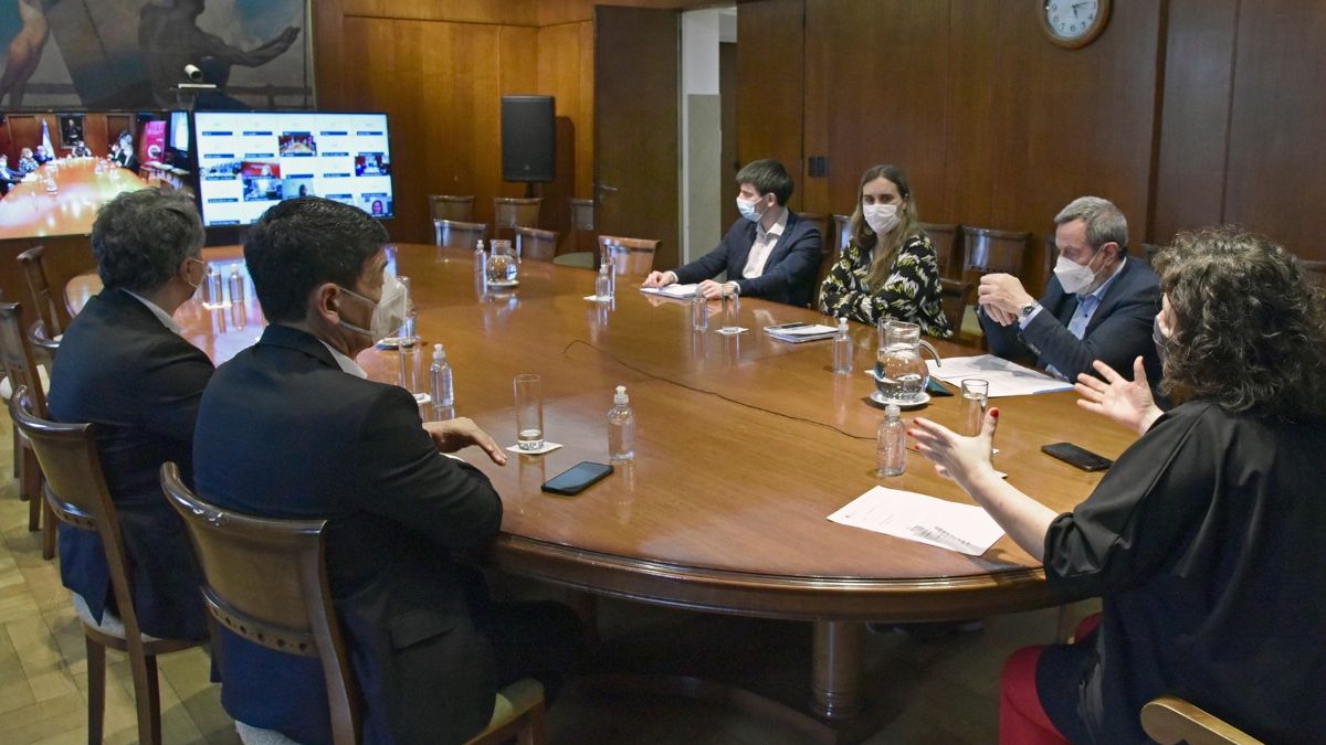 A partir de este lunes 18 de abril, se implementará la estrategia de transición para integrar la vigilancia de covid-19 a la vigilancia de las enfermedades respiratorias agudas de presunto origen viral.