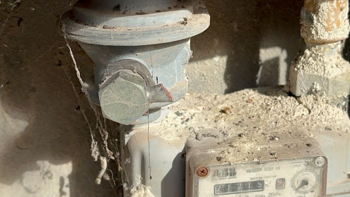 Vecinos de Fomento 9 de Julio denunciaron nuevos robos de flexibles de gas en calle 1º de Mayo de Santa Fe. Vecinos de Fomento 9 de Julio denunciaron nuevos robos de flexibles de gas en calle 1º de Mayo de Santa Fe.