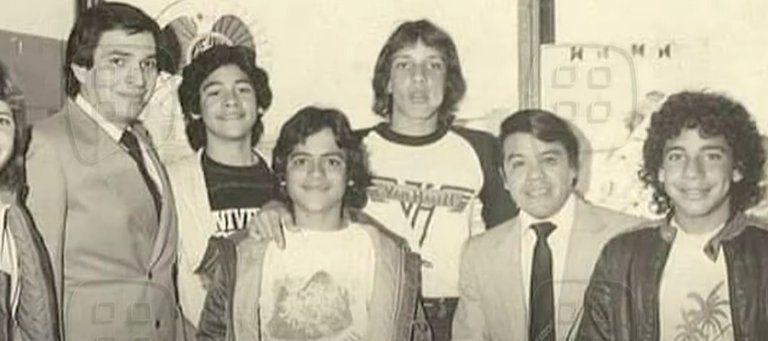 Gracias al trabajo de promoción de Nacho Aguilar, la banda pudo presentarse en el Estadio Azteca en 1983 (Foto: Captura de pantalla Ventaneando)