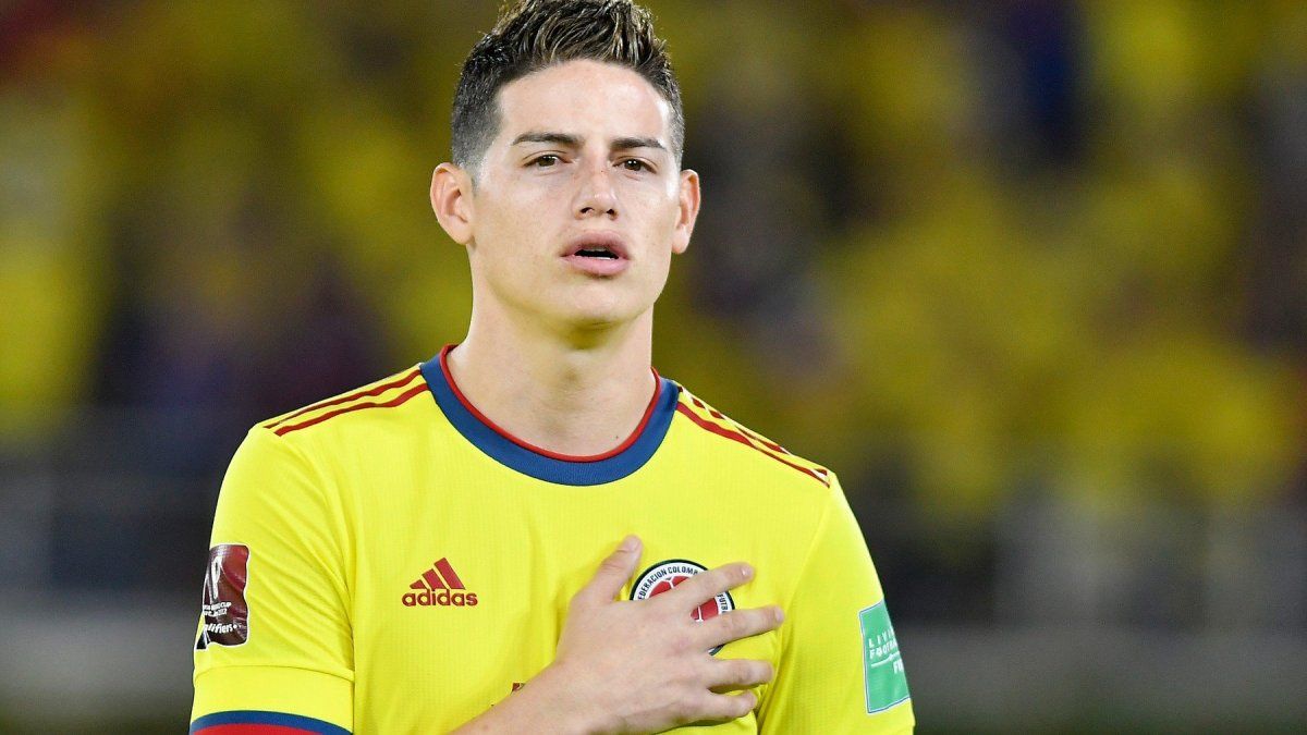 Junior de Barranquilla subió una foto de James Rodríguez con la camiseta del club rojiblanco e ilusionó a sus hinchas con la llegada del enganche. El equipo cafetero es rival del Club Atlético Unión en la Conmebol Sudamericana.