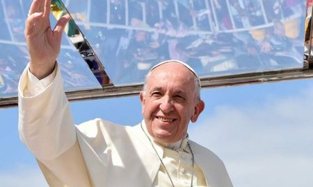 al papa francisco le gusta comer sencillo y sano, toma mate y cocina bien