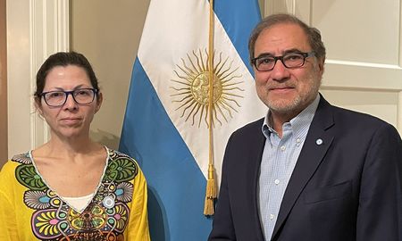Batakis fue recibida por el embajador Argüello en EE.UU. Batakis fue recibida por el embajador Argüello en EE.UU.