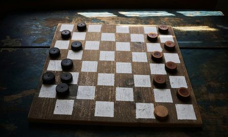 Un repaso por la historia de cada uno de los juegos más populares. Un repaso por la historia de cada uno de los juegos más populares.
