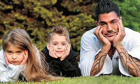 Los hijos de Ricardo Fort, Felipe y Marta Fort, aparecerán en el documental sobre su padre Los hijos de Ricardo Fort, Felipe y Marta Fort, aparecerán en el documental sobre su padre