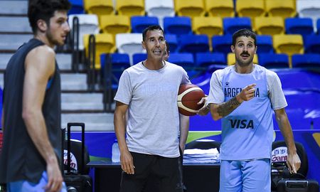 Pablo Prigioni hace su debut este sábado como entrenador de la Selección Argentina de básquet, en la primera fecha de la AmeriCup. Pablo Prigioni hace su debut este sábado como entrenador de la Selección Argentina de básquet, en la primera fecha de la AmeriCup.