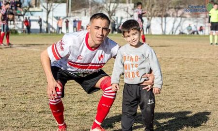 Guido Farías, jugador de Belgrano de Coronda, denunció que fue discriminado durante un partido de Liga Santafesina. Guido Farías, jugador de Belgrano de Coronda, denunció que fue discriminado durante un partido de Liga Santafesina.