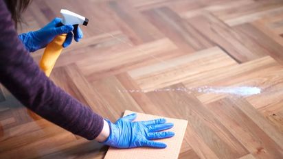 Consejos para el hogar: cómo quitar la humedad de la madera con productos caseros