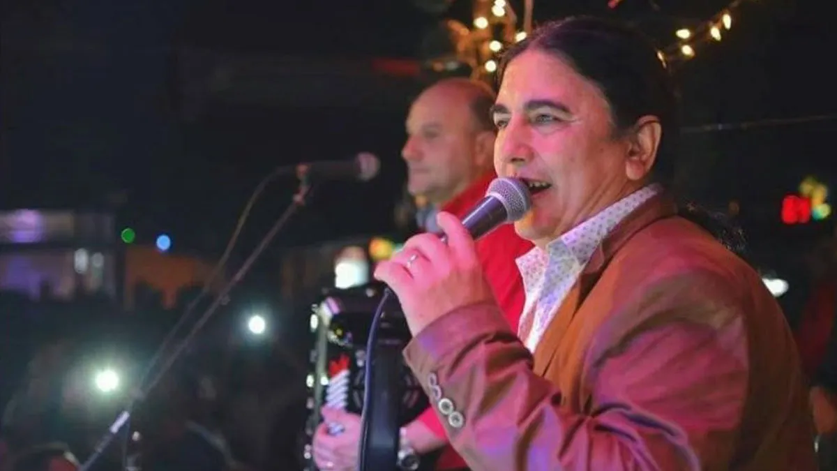 El cantante es uno de los referentes de la música santafesina.