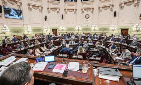 Diario de la Convención del 25: día a día, qué pasó en cada una de las sesenta jornadas de la reforma constitucional en Santa Fe. Diario de la Convención del 25: día a día, qué pasó en cada una de las sesenta jornadas de la reforma constitucional en Santa Fe.