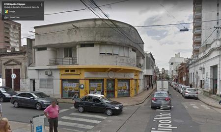 Una mujer de 46 años estacionó el auto frente a un garaje y la dueña se lo dibujó con un fibrón Una mujer de 46 años estacionó el auto frente a un garaje y la dueña se lo dibujó con un fibrón