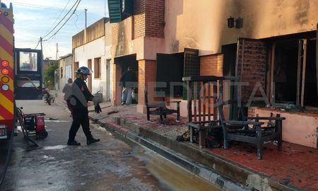 Se incendió una casa en el sudoeste de la ciudad de Santa Fe Se incendió una casa en el sudoeste de la ciudad de Santa Fe