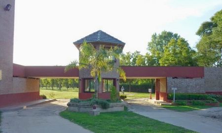 La esposa del hombre de 47 años lo encontró dentro de la pileta La esposa del hombre de 47 años lo encontró dentro de la pileta