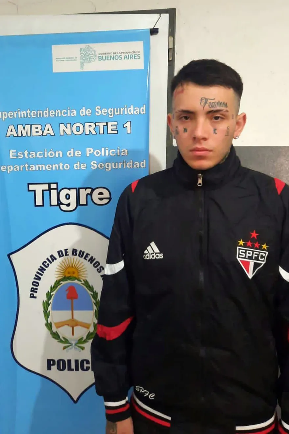 El cantante del género RKT apodado Despre, y conocido mediáticamente por ser el actual novio de Tamara Báez, la ex pareja de L-Gante, fue detenido esta madrugada por haber ingresado armado a un boliche de la localidad bonaerense de Don Torcuato, partido de Tigre.TELAM