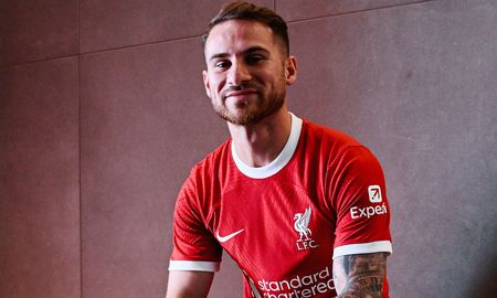 Alexis Mac Allister fue presentado este jueves como nuevo jugador del Liverpool y seguirá compitiendo en la Premier League, la mejor liga del mundo. Alexis Mac Allister fue presentado este jueves como nuevo jugador del Liverpool y seguirá compitiendo en la Premier League, la mejor liga del mundo.