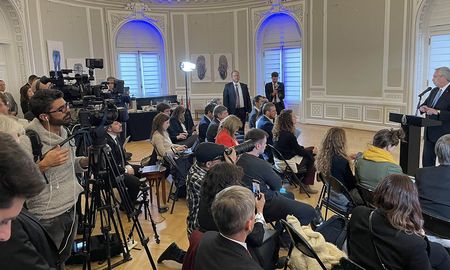 Marginales políticos hay en todos lados, también en Estados Unidos, dijo Alberto Fernández durante una conferencia de prensa. Marginales políticos hay en todos lados, también en Estados Unidos, dijo Alberto Fernández durante una conferencia de prensa.