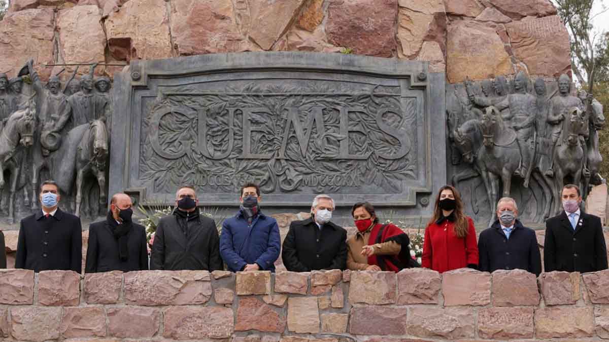 Fern&aacute;ndez encabez&oacute; el homenaje al general G&uuml;emes en la provincia de Salta, acompa&ntilde;ado por funcionarios del Gobierno Nacional, miembros de las Fuerzas Armadas y los gobernadores de las provincias del Norte.