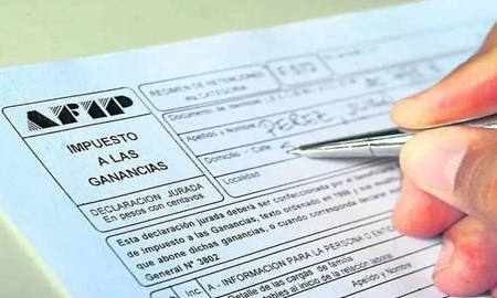 A 73 días del comienzo de la Copa del Mundo, el organismo recaudador puso la lupa sobre aquellos monotributistas que compraron tickets para viajar a Qatar. A 73 días del comienzo de la Copa del Mundo, el organismo recaudador puso la lupa sobre aquellos monotributistas que compraron tickets para viajar a Qatar.