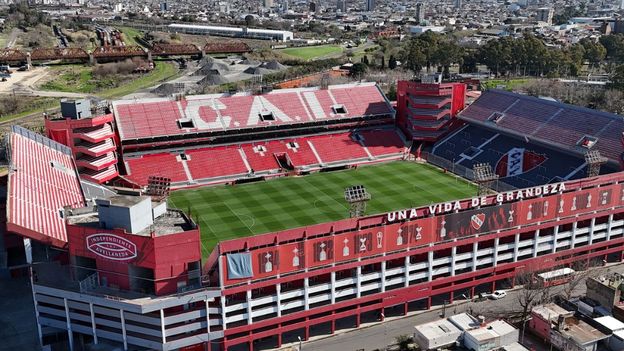 Denuncian por violencia de género a un futbolista de Independiente y la Justicia dictó restricciones Denuncian por violencia de género a un futbolista de Independiente y la Justicia dictó restricciones