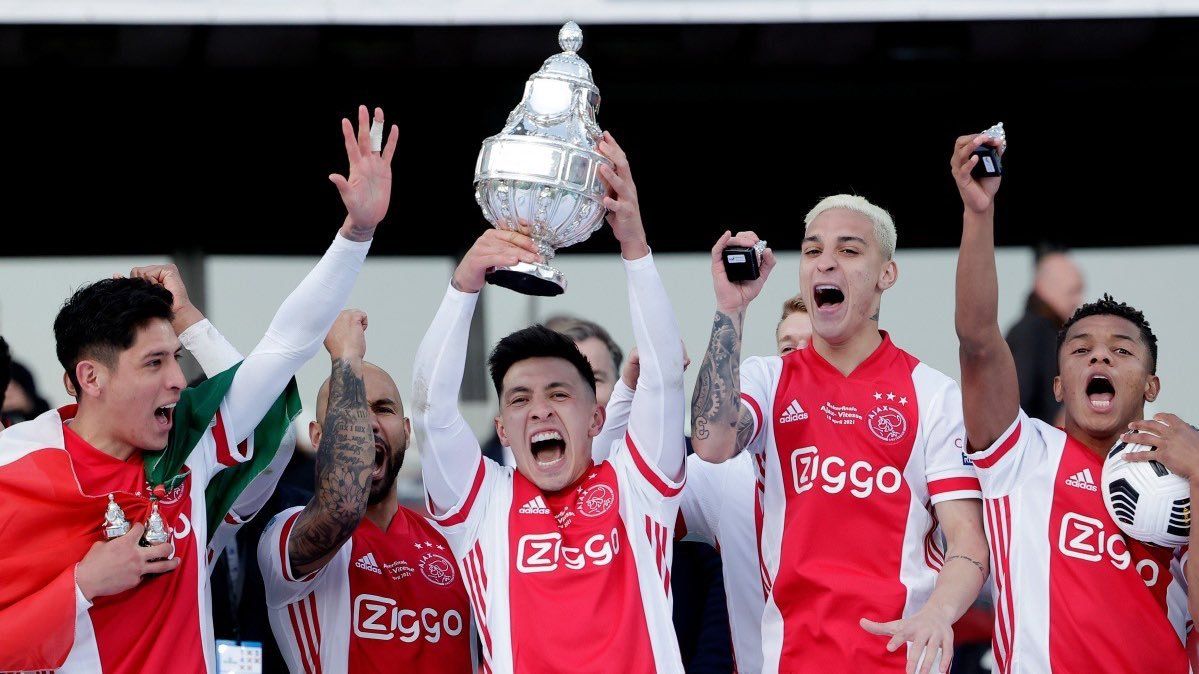 Martínez y Tagliafico se consagraron en la Liga de Holanda con el Ajax.
