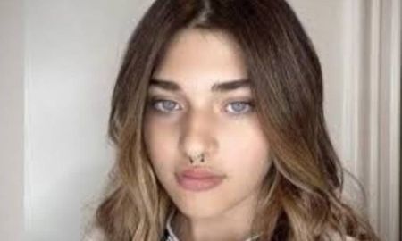 La hija de Ricardo Fort mandó al frente a tres personas que le dejaron comentarios desagradables en las redes. La hija de Ricardo Fort mandó al frente a tres personas que le dejaron comentarios desagradables en las redes.