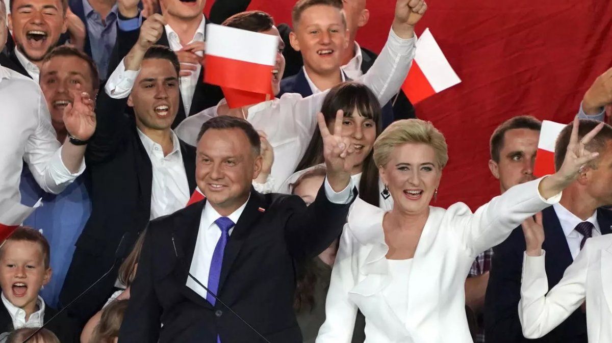 Andrzej Duda logr&oacute; su reelecci&oacute;n como presidente de Polonia.