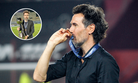 Eduardo Domínguez lo hizo de nuevo: como en 2021, se consagró campeón de la Copa de la Liga Eduardo Domínguez lo hizo de nuevo: como en 2021, se consagró campeón de la Copa de la Liga