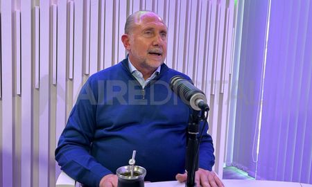 El mandatario resaltó que “quiero que gane (Marcelo) Lewandowski” y aseguró: “Uno quiere entregar, y entregamos, una provincia mucho mejor de lo que la recibimos”. El mandatario resaltó que “quiero que gane (Marcelo) Lewandowski” y aseguró: “Uno quiere entregar, y entregamos, una provincia mucho mejor de lo que la recibimos”.