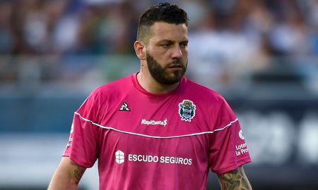 El ex arquero no renovó con Gimnasia y Esgrima de La Plata y reconoció que se mostraría dispuesto a sumarse a Boca. El ex arquero no renovó con Gimnasia y Esgrima de La Plata y reconoció que se mostraría dispuesto a sumarse a Boca.