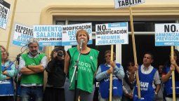 Docentes públicos y privados ratificaron el paro Docentes públicos y privados ratificaron el paro