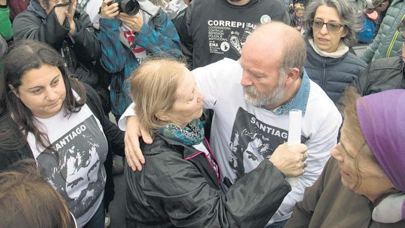 A dos años de la muerte de Santiago Maldonado, sus familiares señalaron al Estado por su desaparición