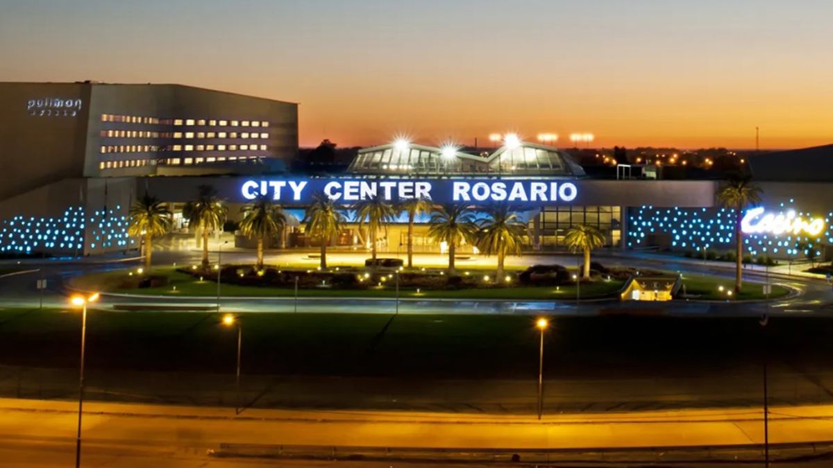 El asesinato en el Casino City Center Rosario tuvo como víctima a Enrique Encino, de 64 años, un exgerente del banco Nación de Las Parejas. El asesinato en el Casino City Center Rosario tuvo como víctima a Enrique Encino, de 64 años, un exgerente del banco Nación de Las Parejas.