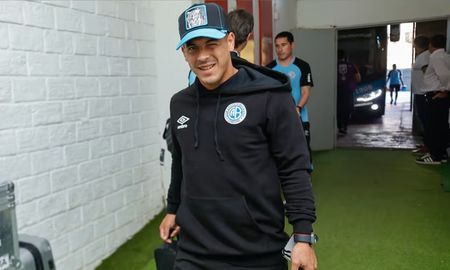 En Unión lo quieren: A Uvita Fernández le piden el festejo de un ex goleador Tatengue y Belgrano En Unión lo quieren: A Uvita Fernández le piden el festejo de un ex goleador Tatengue y Belgrano