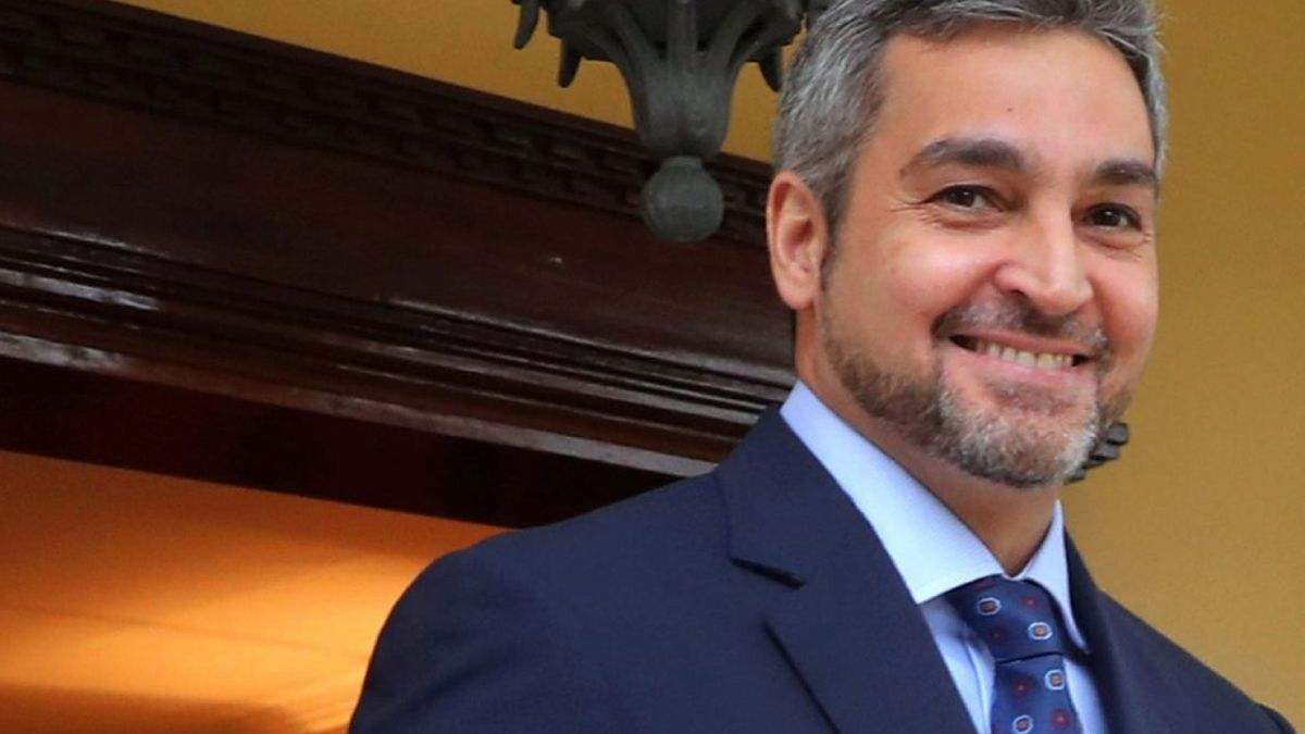 El presidente de Paraguay tiene un cuadro febril y no descartan que padezca dengue