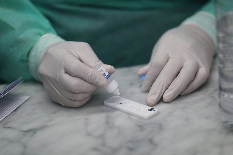 En un año hubo insumos que aumentaron entre un 600% a 800%.